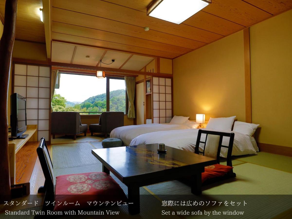 Tatsuta Ryokan Ідзу Екстер'єр фото